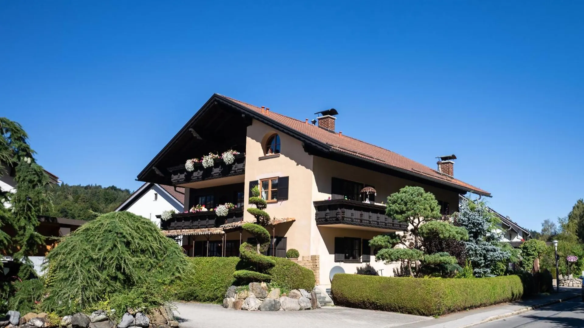 Romantische 5-Sterne- Ferienwohnungen Mittenwald Apartment