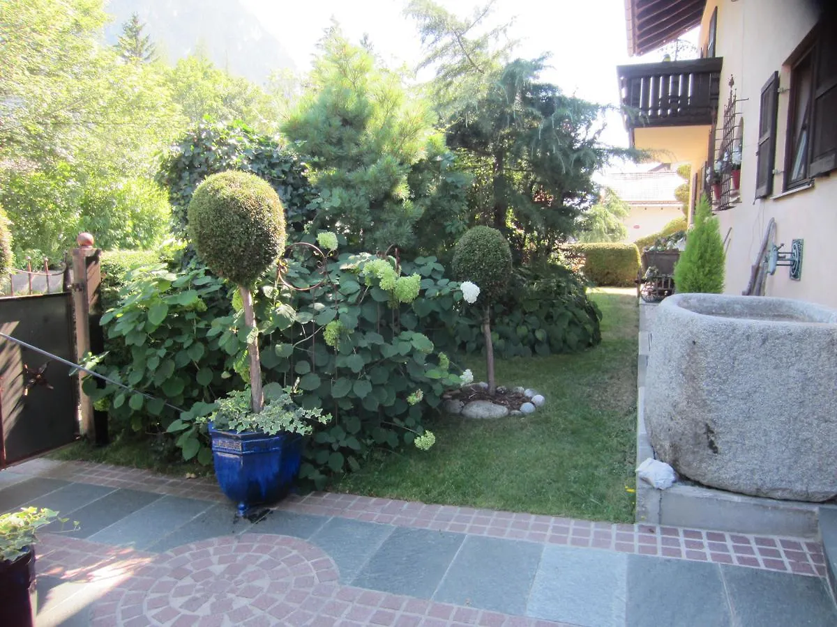 Apartment Romantische 5-Sterne- Ferienwohnungen Mittenwald Germany